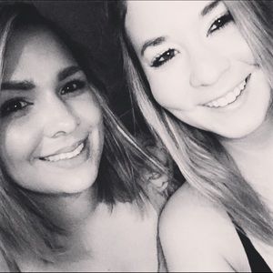 Meet your Posher, Briana